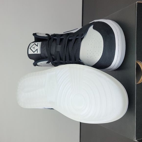 Air Jordan 1 Mid SE White Black Diamond Men's Basketball Shoes - Picture 6 of 6